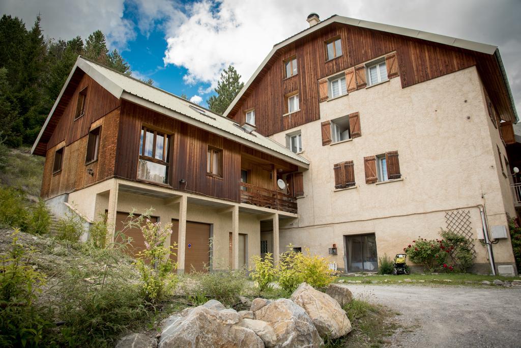 Chalet les Moineaux Chambres d'Hôtes Jausiers Exterior foto